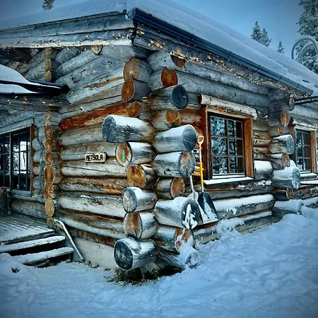 Ruka Metsola Villa *
